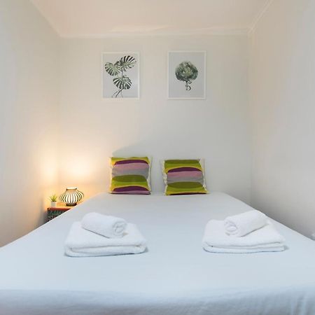 Alfama Typical Beco Dos Ramos Apartment Lisbon Bagian luar foto