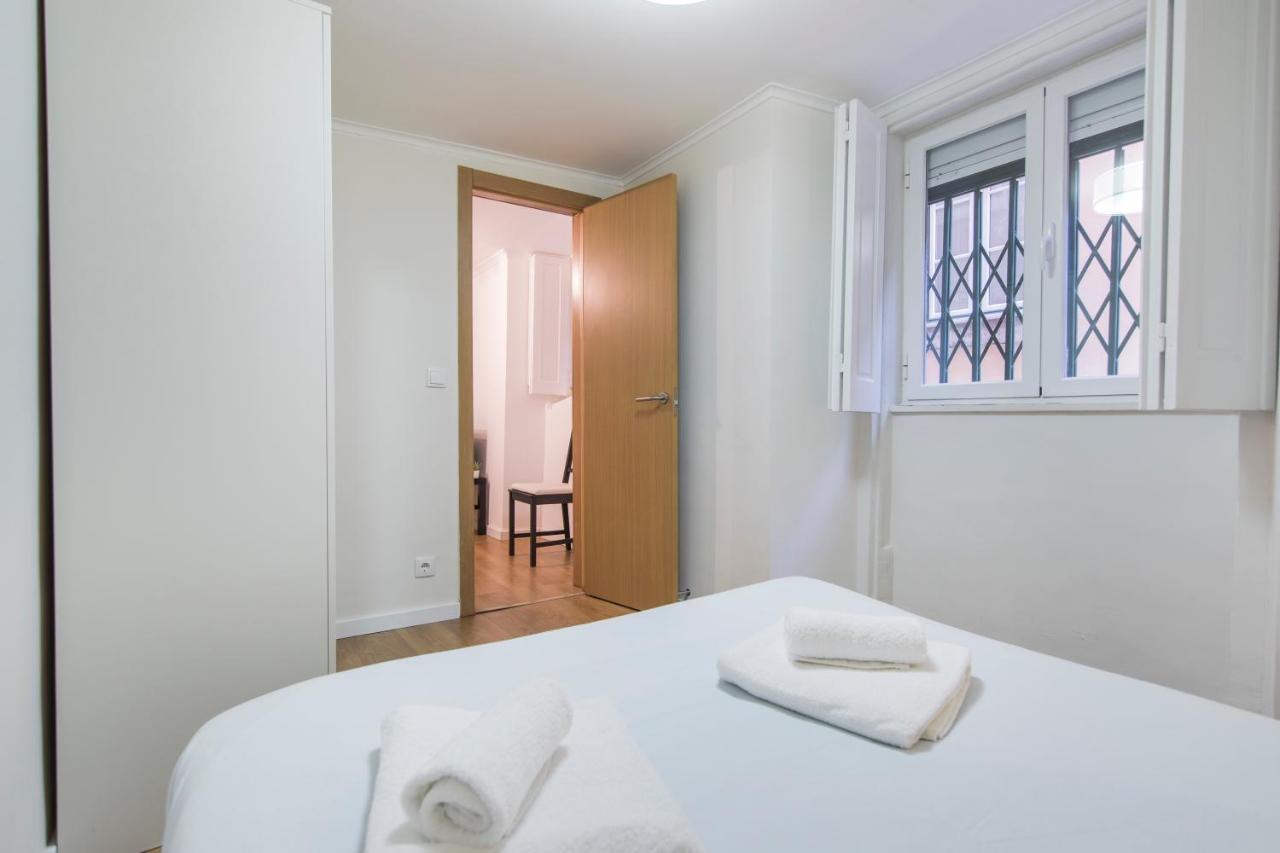 Alfama Typical Beco Dos Ramos Apartment Lisbon Bagian luar foto